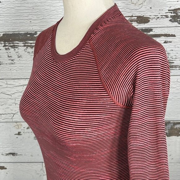 LULULEMON Switfly Tech Long Sleeve Shirt 2.0 Race Length Sz 2 Carnation Red EUC - Picture 1 of 4